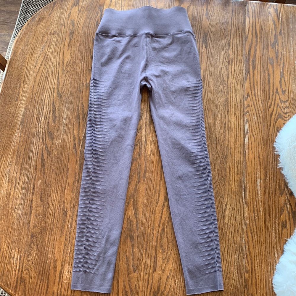 Fabletics pants - Picture 2 of 6